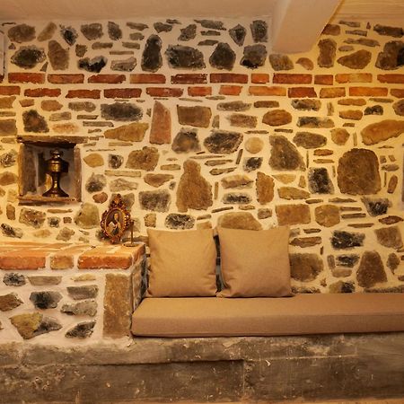 Ferienwohnung Belle, Littleparis Korce Exterior foto